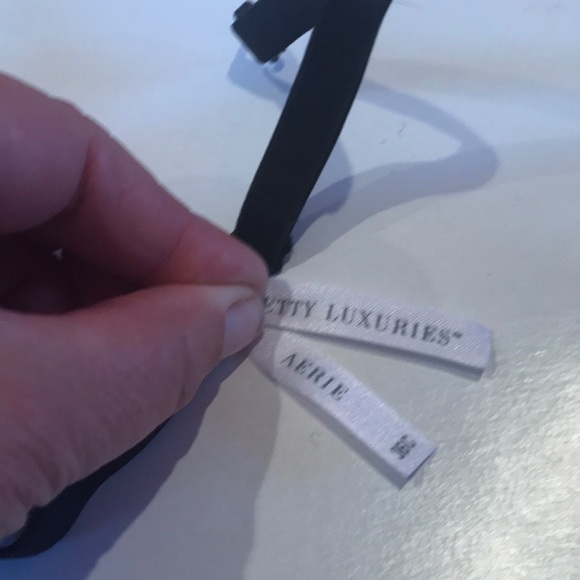 Host pick🌸 Victoria’s Secret bra straps - Picture 2 of 6